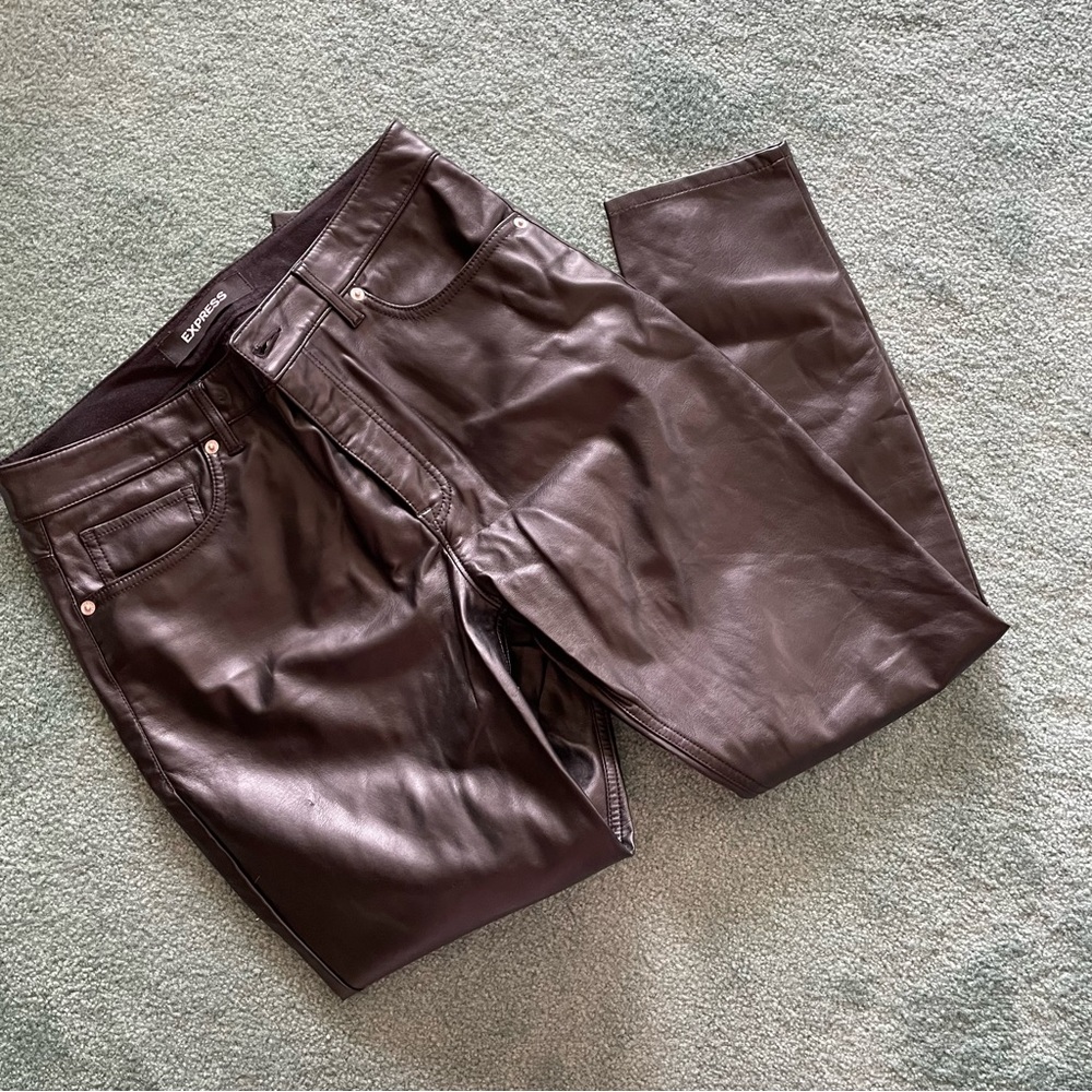 Express Ankle Legging